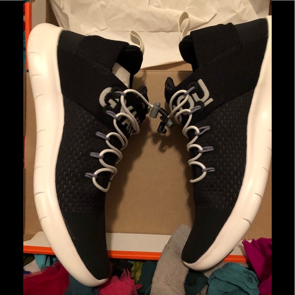 Brand new Nike Gyakusou sneakers ladies size 7 - Picture 5 of 8